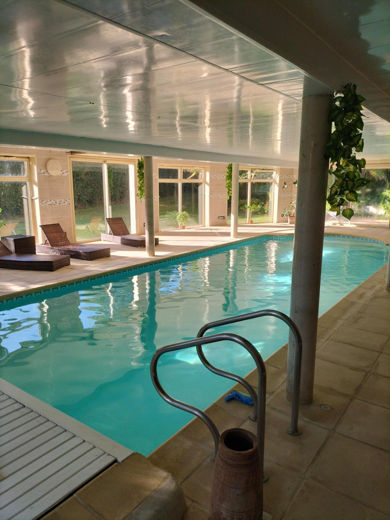 Au Charme Du Lac Espace Bien Etre Et Piscine Chauffe Proche Parc Et Restaurant Du Casino Forges-les-Eaux Dış mekan fotoğraf